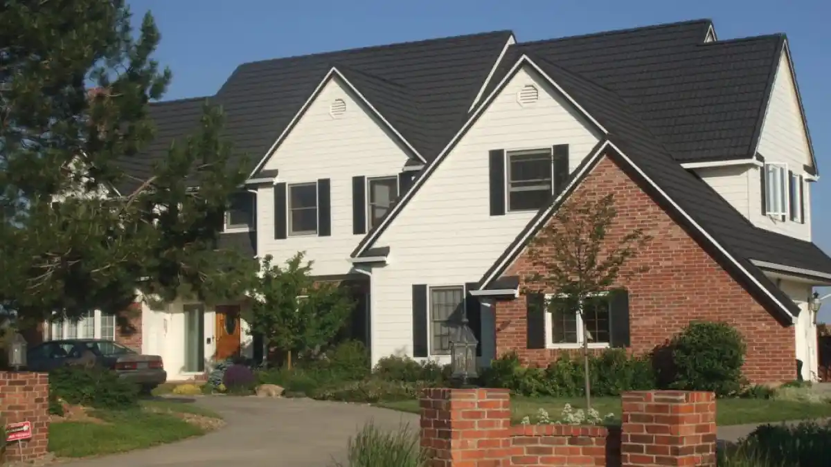 Pacific-Tile-Charcoal